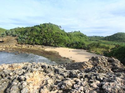 Pantai Cantik Di Malang Itu Namanya Watu Leter