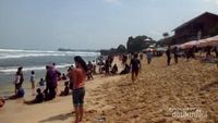Pantai Indrayanti yang Makin Eksis