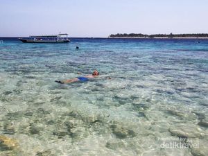 Pantai Ini Nggak Kalah Sama Maldives