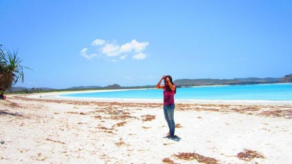 Pantai Kuta di Lombok, Indah Mana dengan Bali?