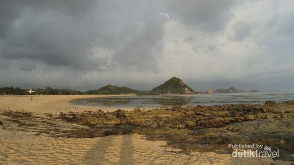 Pantai Kuta yang Cantik Ini Bukan di Bali