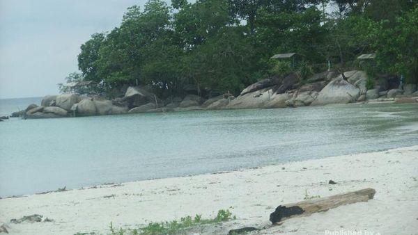 Pantai Lagoi, yang Cantik dari Bintan
