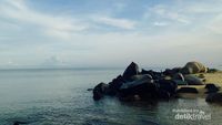 Pantai Pasir Panjang, Si Cantik dari Singkawang