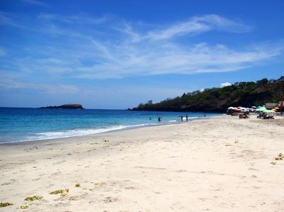 Pantai Pasir Putih, Pesona yang Tersembunyi di Karangasem