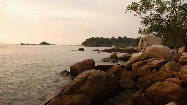 Pantai Pulau Karimun Besar, Riau
