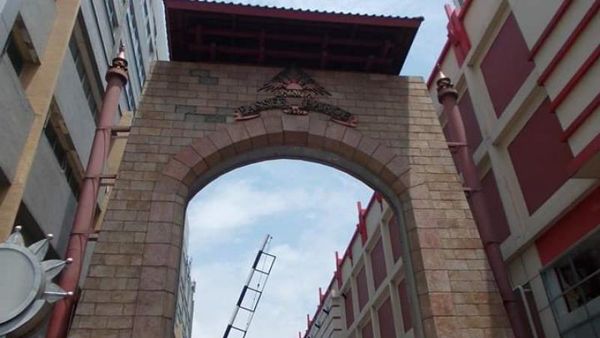 Pasar Baru, Tempat Asyik Berburu Kuliner di Jakarta