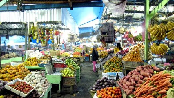 Pasar Buah Berastagi