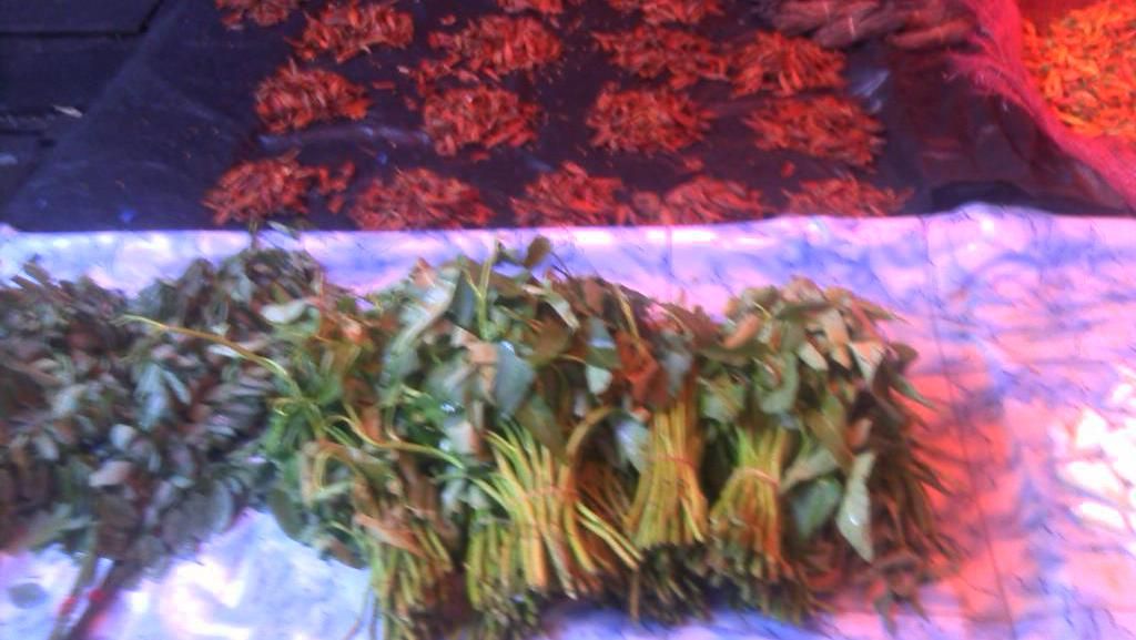 Pasar di Atas Papan Pasar di Atas Papan