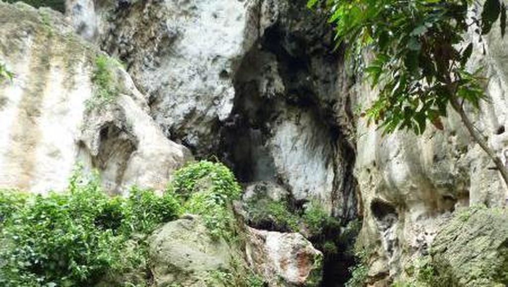 Pawon, Gua Bersejarahnya Orang Sunda Pawon, Gua Bersejarahnya Orang Sunda