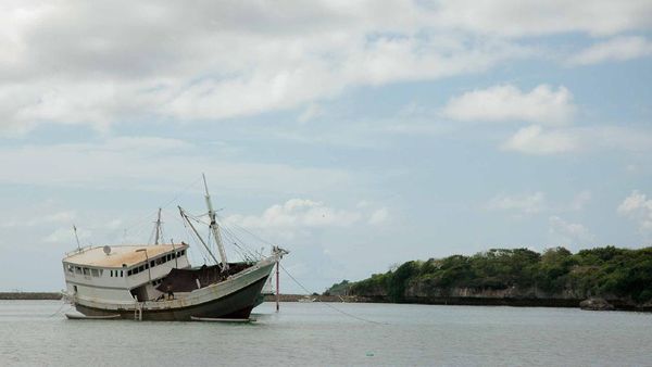 Pelabuhan Pamatata dari Sisi Pantai Bira, Bulukumba