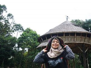 Perbatasan Dua Negara dan Rumah Suku Dayak Bidayuh