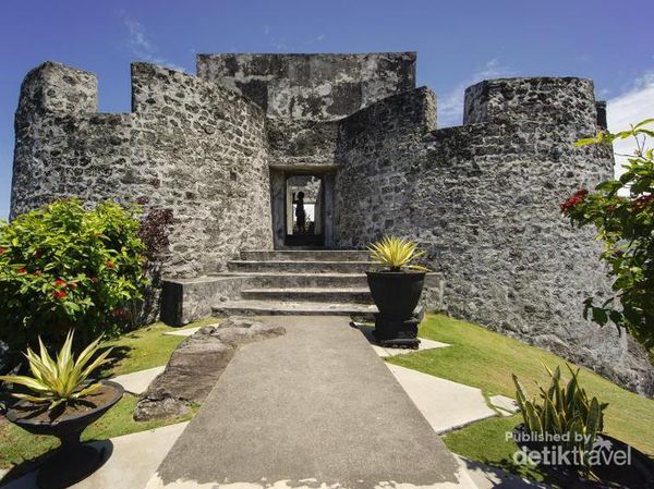 Pesona Benteng Tolukko Peninggalan Portugis di Ternate