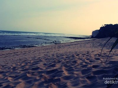 Pesona Pantai Watu Kodok, Gunungkidul
