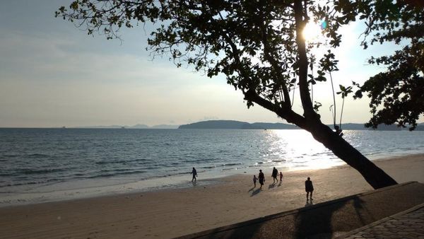Pesona Senja di Krabi, Thailand