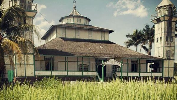 Petualangan Seru ke Sisi Barat Kalimantan