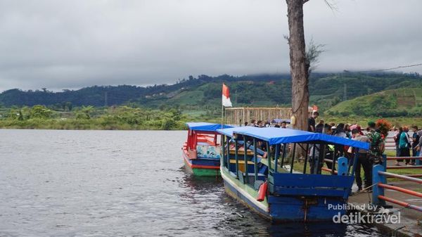 Potret Danau Cantik di Bengkulu