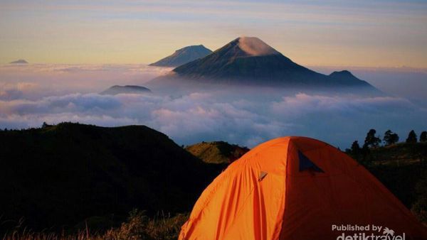 Potret Gunung yang Bikin Kangen Pendakian