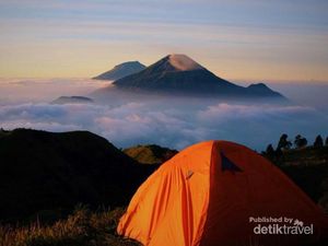 Potret Gunung yang Bikin Kangen Pendakian