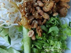 Potret Jajanan Pinggir Jalan Kota Nha Trang Vietnam