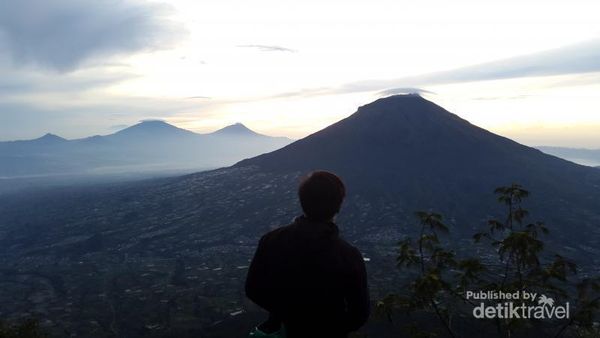 Potret Jalur Pendakian Gunung Sindoro Via Kledung