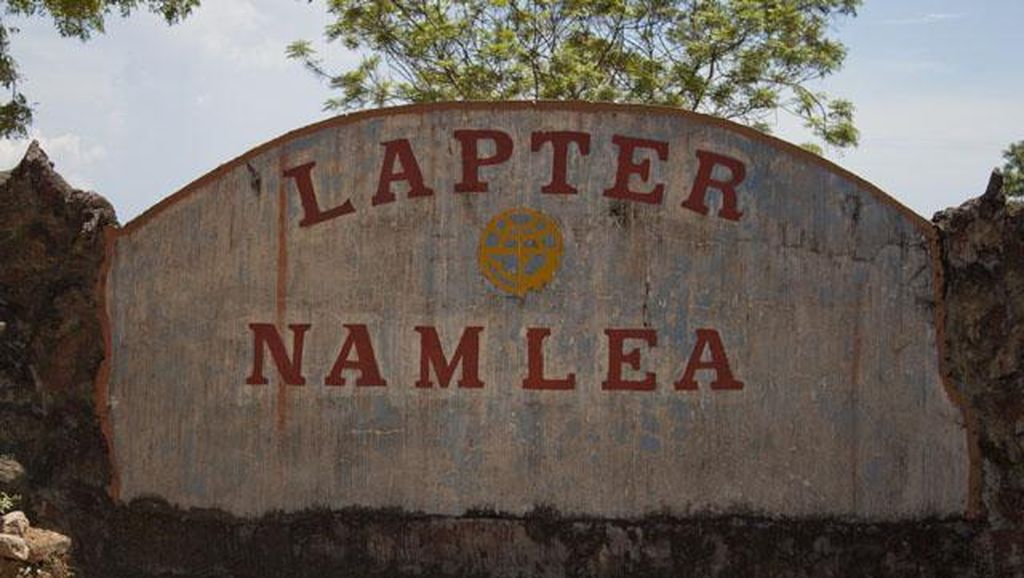 Potret Lapangan Terbang dan Penerbangan di Namlea Potret Lapangan Terbang dan Penerbangan di Namlea