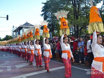 Potret Pesta Kesenian Bali yang Seru dan Meriah