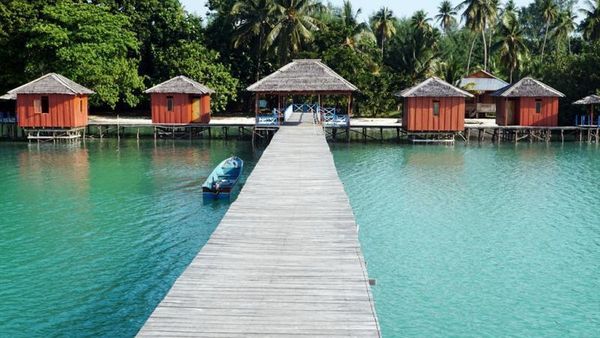 Potret Pulau Widi, Maldivesnya Indonesia