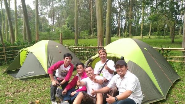 Potret Serunya Traveling ke Danau Cisanti