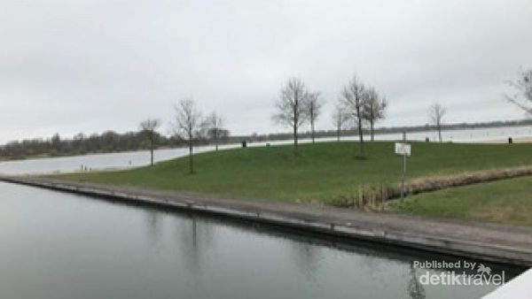 Potret Taman Kota di Utrecht yang Sepi karena Virus Corona
