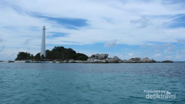Pulau Lengkuas di Belitung yang Memesona Laskar Gerhana