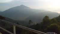 Pulau Samosir, Tempat Melihat Fajar Cantik di Danau Toba