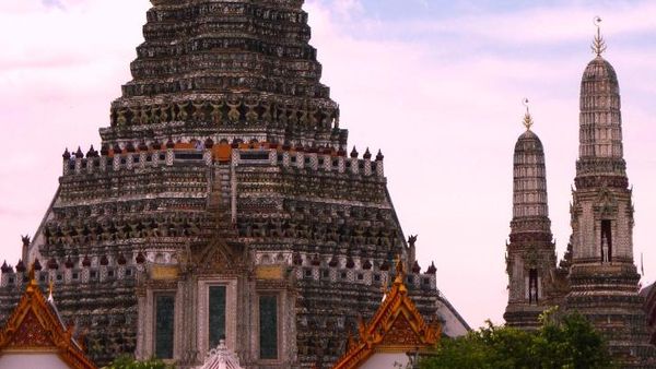 Putar-putar di Kota Bangkok