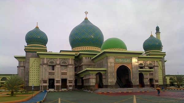 Riau Punya Masjid dan Candi Keren