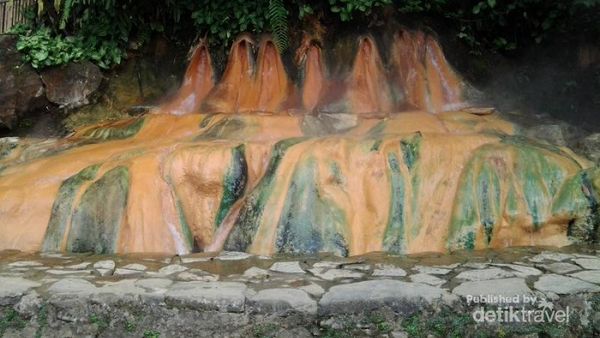 Rileks Dulu, Berendam Air Panas di Pancuran Pitu Baturaden