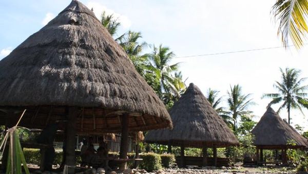 Rumah Adat di NTT
