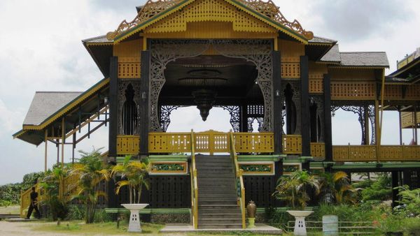 Rumah Adat Melayu di Ketapang