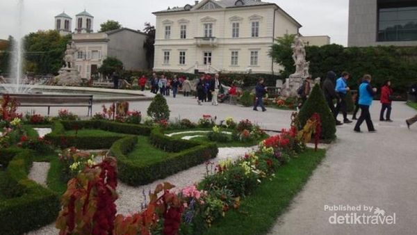 Salzburg, Dari Mozart Sampai Gembok Cinta Nan Unik