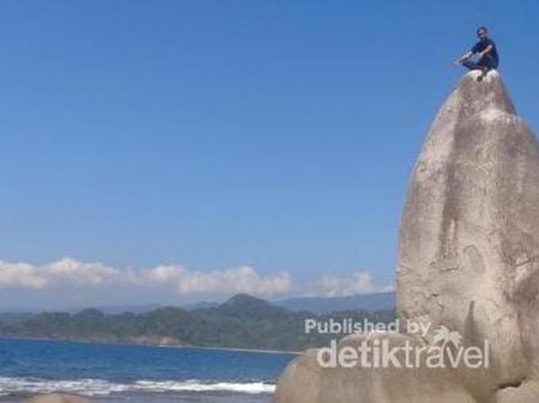 Sambut Minggu Pagi dari Pulau Rusa di Aceh Besar