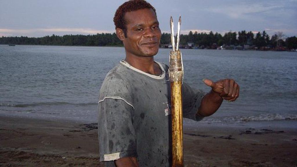 Sang Pemburu dari Kumbe Sang Pemburu dari Kumbe