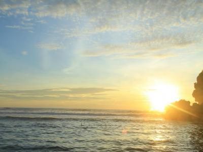 Satu Lagi Pantai di Gunungkidul dengan Sunset Super Indah