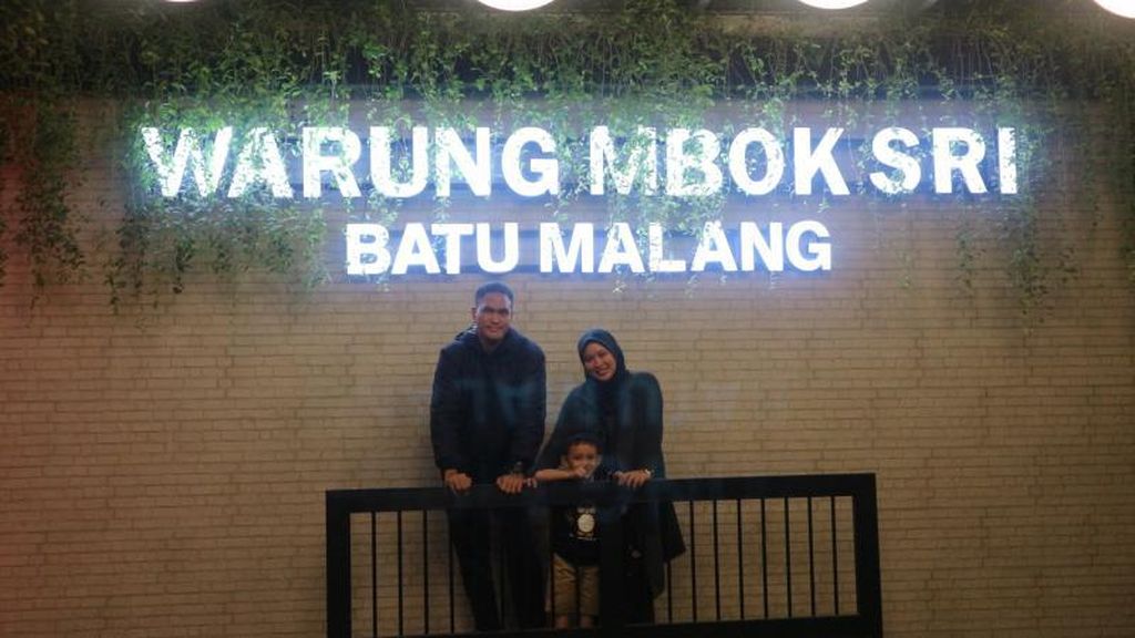 Satu Lagi Rekomendasi Wisata Kuliner di Batu: Warung Mbok Sri Satu Lagi Rekomendasi Wisata Kuliner di Batu: Warung Mbok Sri
