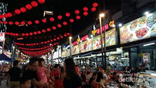 Sebelum Corona Mewabah, Begini Suasana Malam Jalan Alor Kuala Lumpur