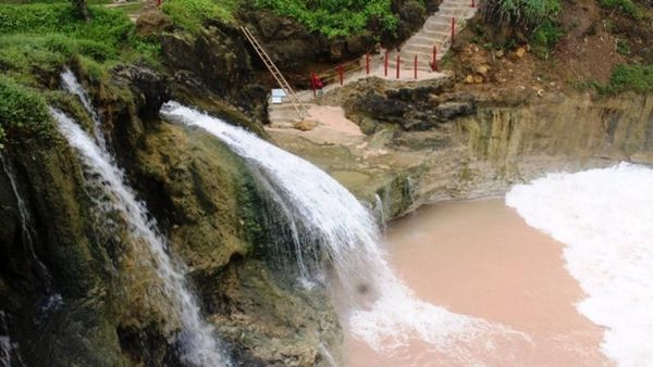 Sebelum Long Weekend, Lihat Foto-foto Pantai Ini Dulu