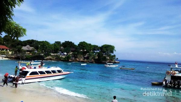 Seharian Jelajah Nusa Lembongan & Nusa Ceningan