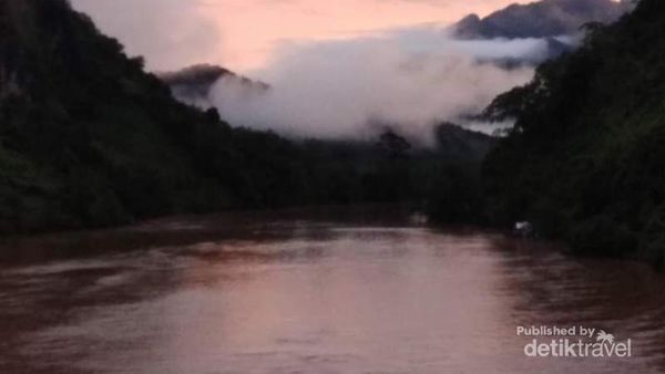 Sejuknya Pagi di Muang Ngoi Laos