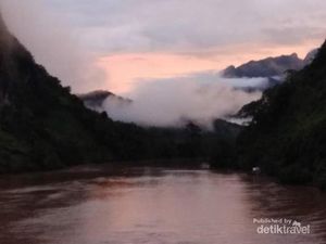 Sejuknya Pagi di Muang Ngoi Laos