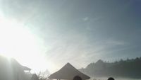 Semburat Cahaya Sunset Eksotis di Dieng