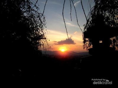 Senja Eksotis dari Kuil Kiyomizu-dera, Kyoto