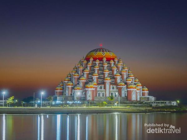 Senja Indah di Kota Makassar