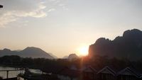 Senja Syahdu di Tepian Nam Song River, Laos